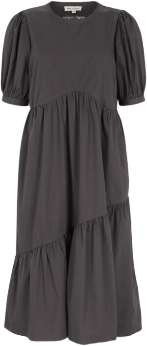 Escoban Dress